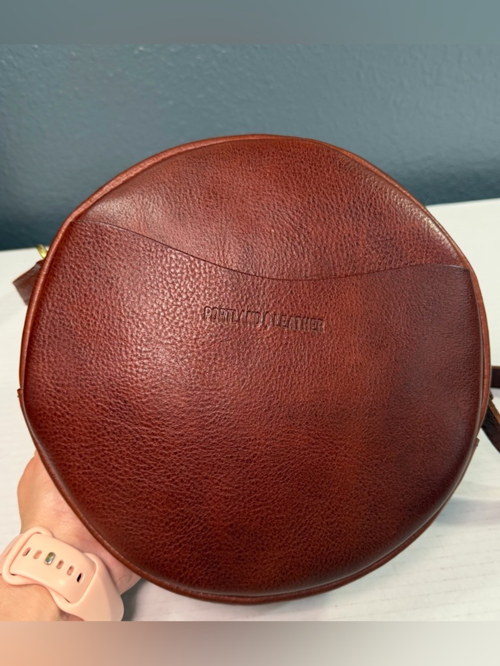 Portland Leather Large Circle Crossbody Bag, Nutmeg, Adjustable Strap - Picture 5 of 14